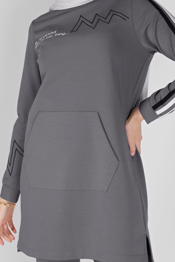 Hijab clothing  STRIPE DETAIL TRACKSUIT SET WITH PANTS 4719   - TRENDTESETTÜR