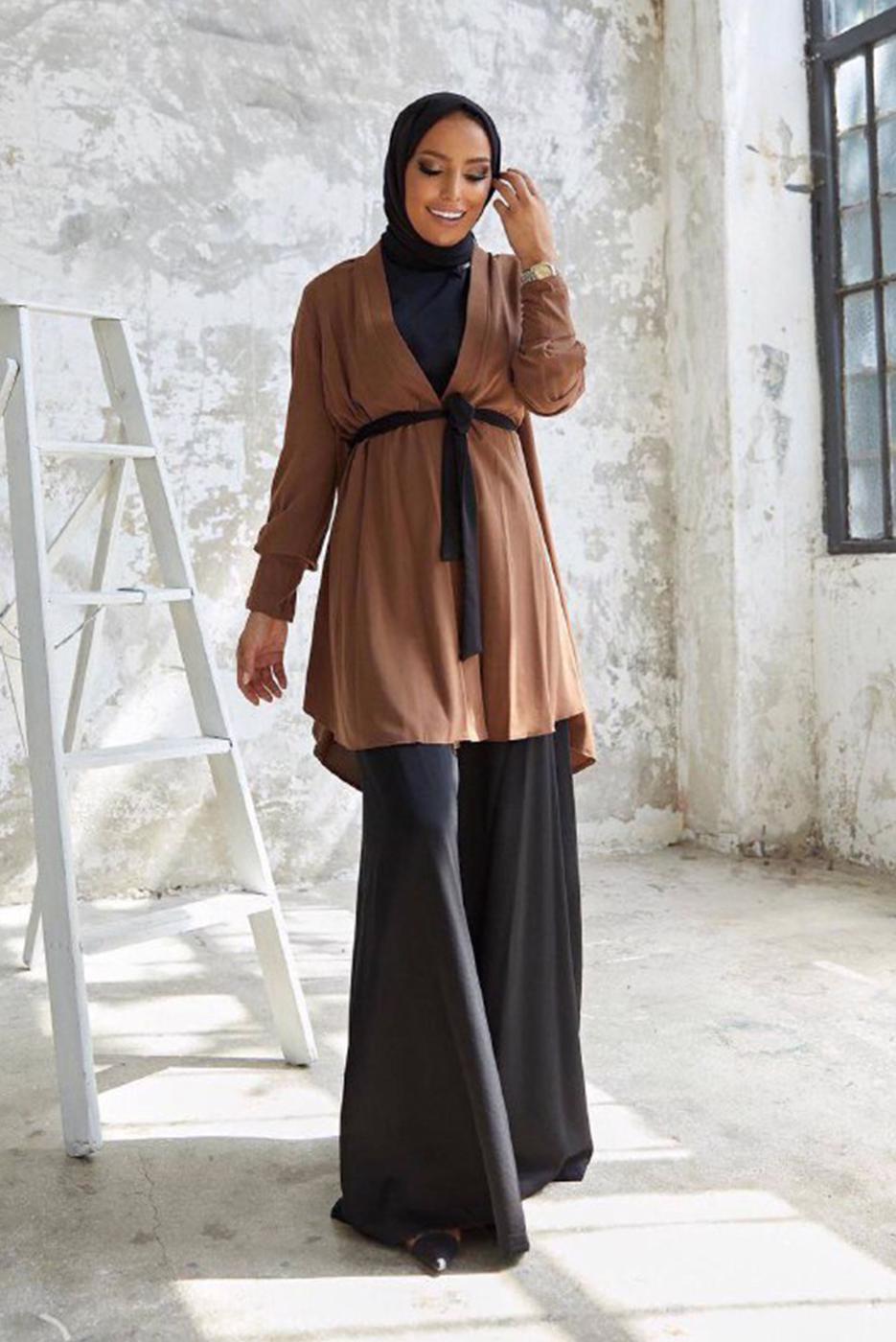 Tesettür giyim KAHVE KUŞAKLI PANTOLONLU TAKIM T 5810