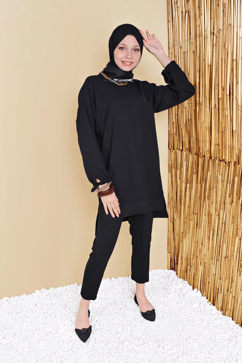 Tesettür giyim SİYAH KOLLARI BÜZGÜ BAĞCIKLI İKİLİ PANTOLONLU TAKIM 7165