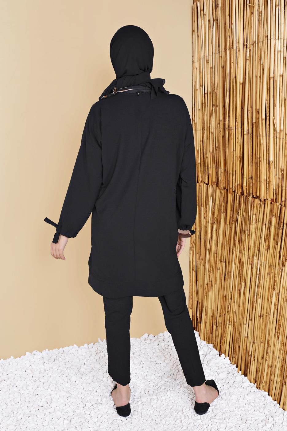 Tesettür giyim SİYAH KOLLARI BÜZGÜ BAĞCIKLI İKİLİ PANTOLONLU TAKIM 7165