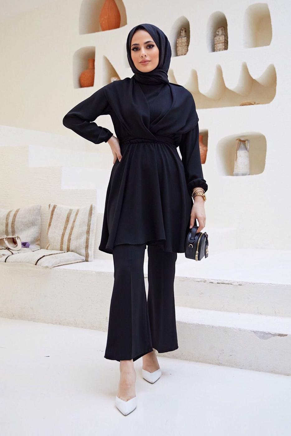 Tesettür giyim SİYAH MANŞETLERİ VE BELİ LASTİKLİ KUŞAKLI PANTOLONLU TAKIM 7500