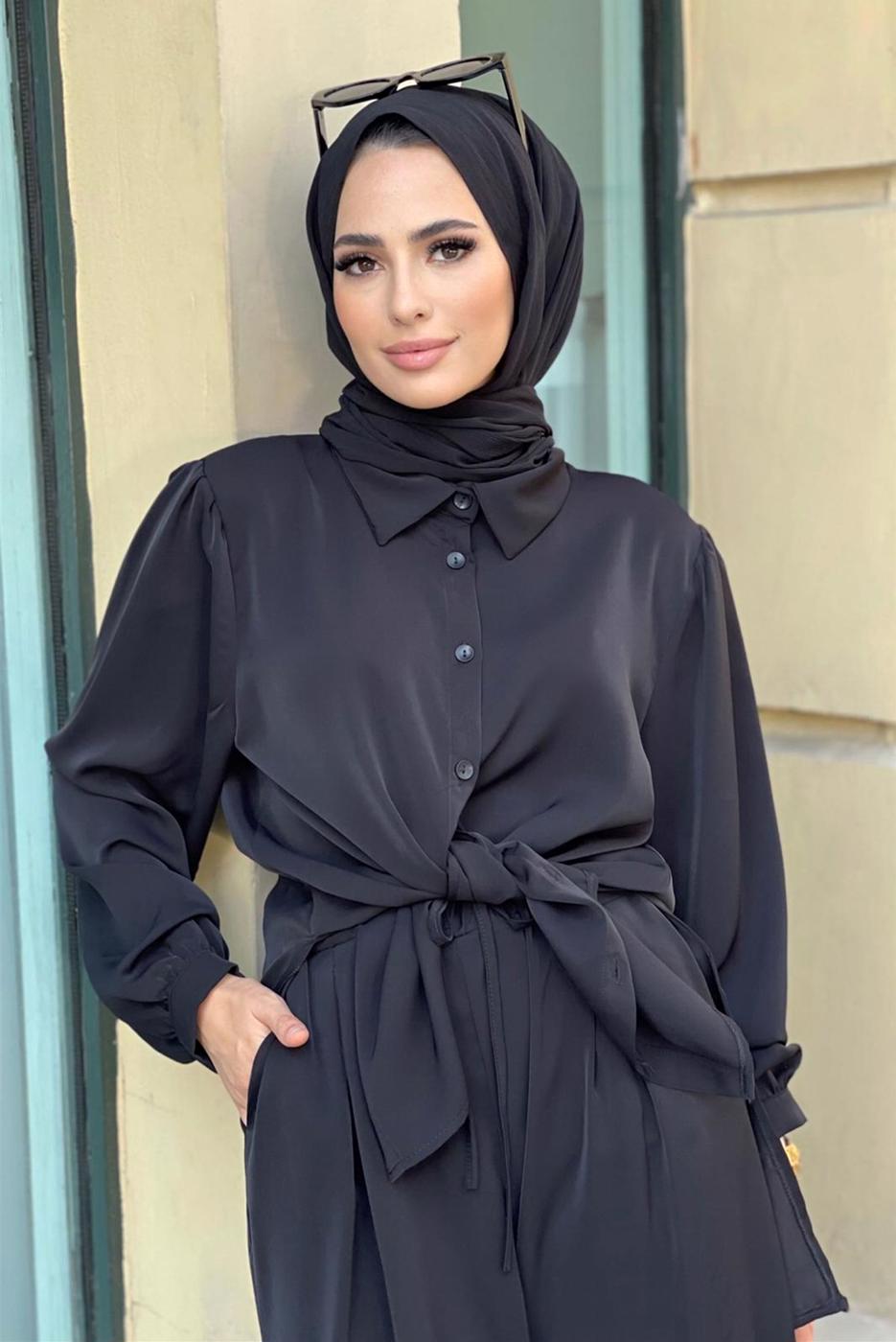 Tesettür giyim SİYAH ÖNDEN DÜĞMELİ PANTOLONLU TAKIM T 7810
