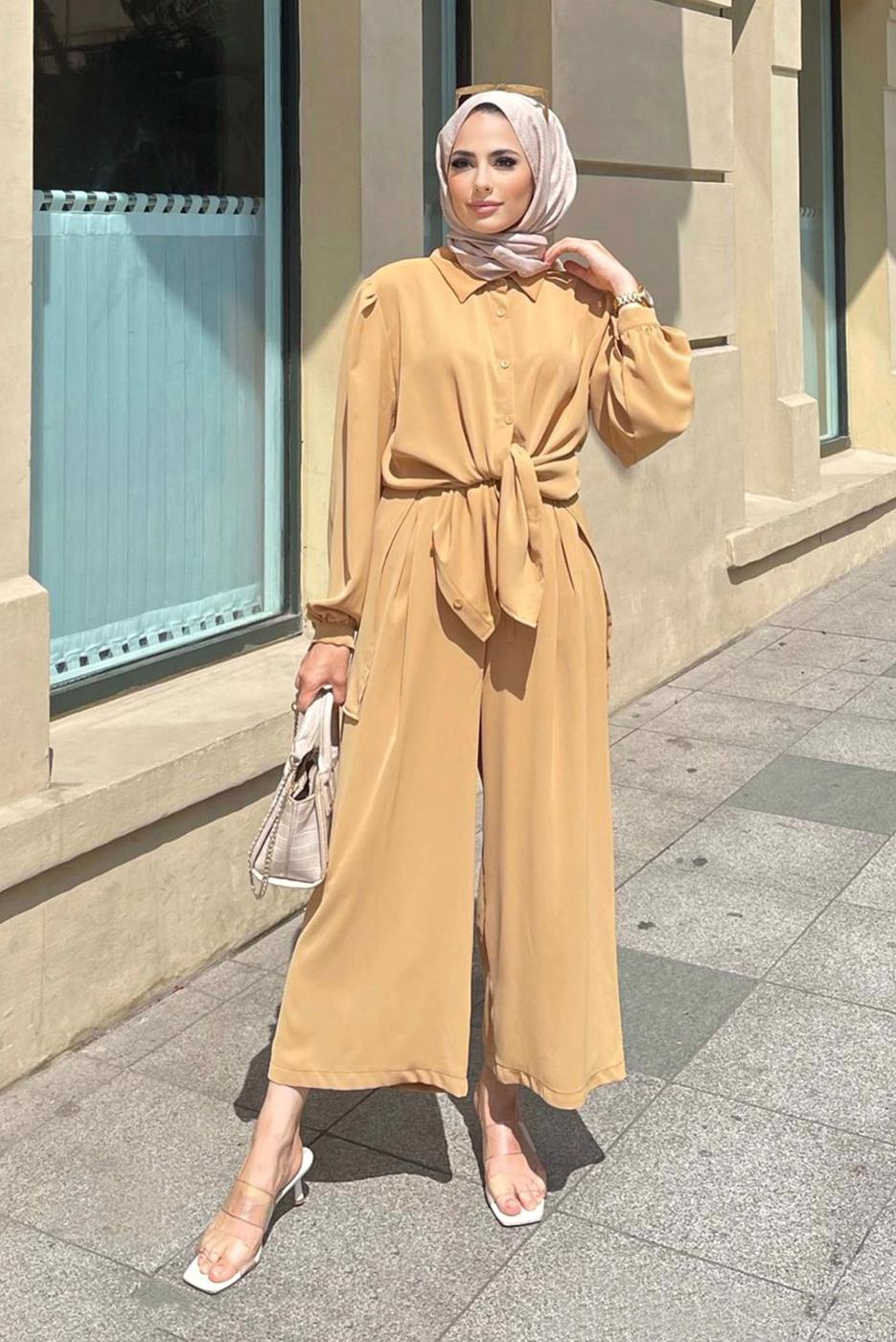 Tesettür giyim KAHVE ÖNDEN DÜĞMELİ PANTOLONLU TAKIM T 7810