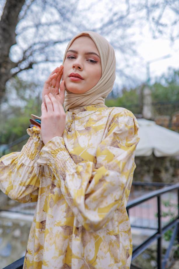 Vêtements hijab  COSTUME 2 PIÈCES AVEC PANTALON À MOTIFS FEUILLE T 8008 - TRENDTESETTÜR