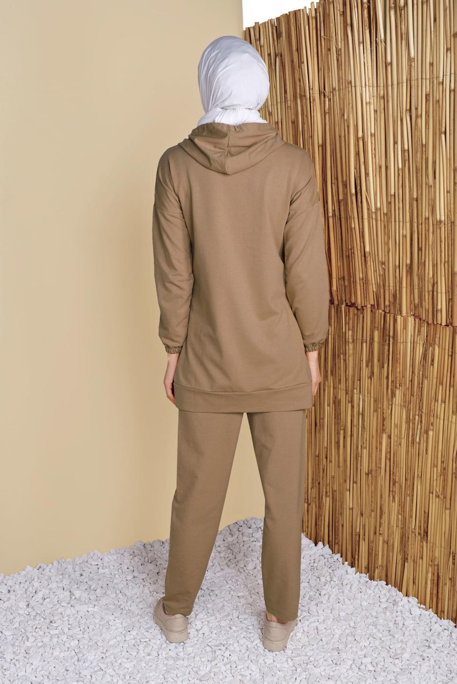 Vêtements hijab BRUN SURVÊTEMENT AVEC PANTALON EN RÉSILLE 8455