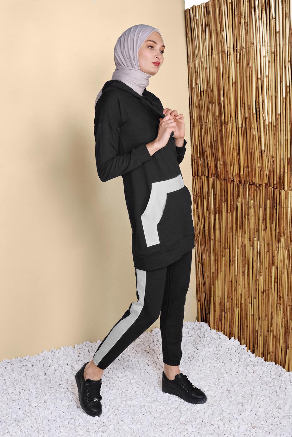 Tesettür giyim SİYAH CEPLİ ŞERİT DETAYLI İKİLİ PANTOLONLU EŞOFMAN TAKIMI 9455