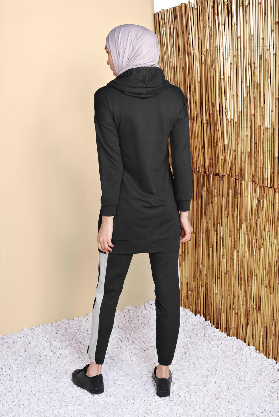 Tesettür giyim SİYAH CEPLİ ŞERİT DETAYLI İKİLİ PANTOLONLU EŞOFMAN TAKIMI 9455