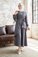 Tesettür giyim GRİ ASİMETRİK KESİM KUŞAKLI PANTOLONLU TAKIM  9700  