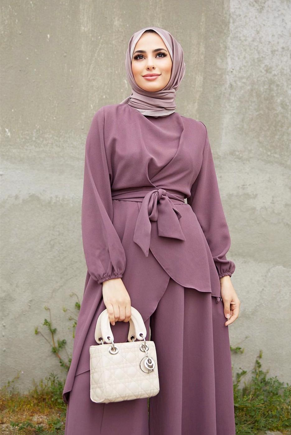 Tesettür giyim PEMBE ASİMETRİK KESİM KUŞAKLI PANTOLONLU TAKIM  9700  