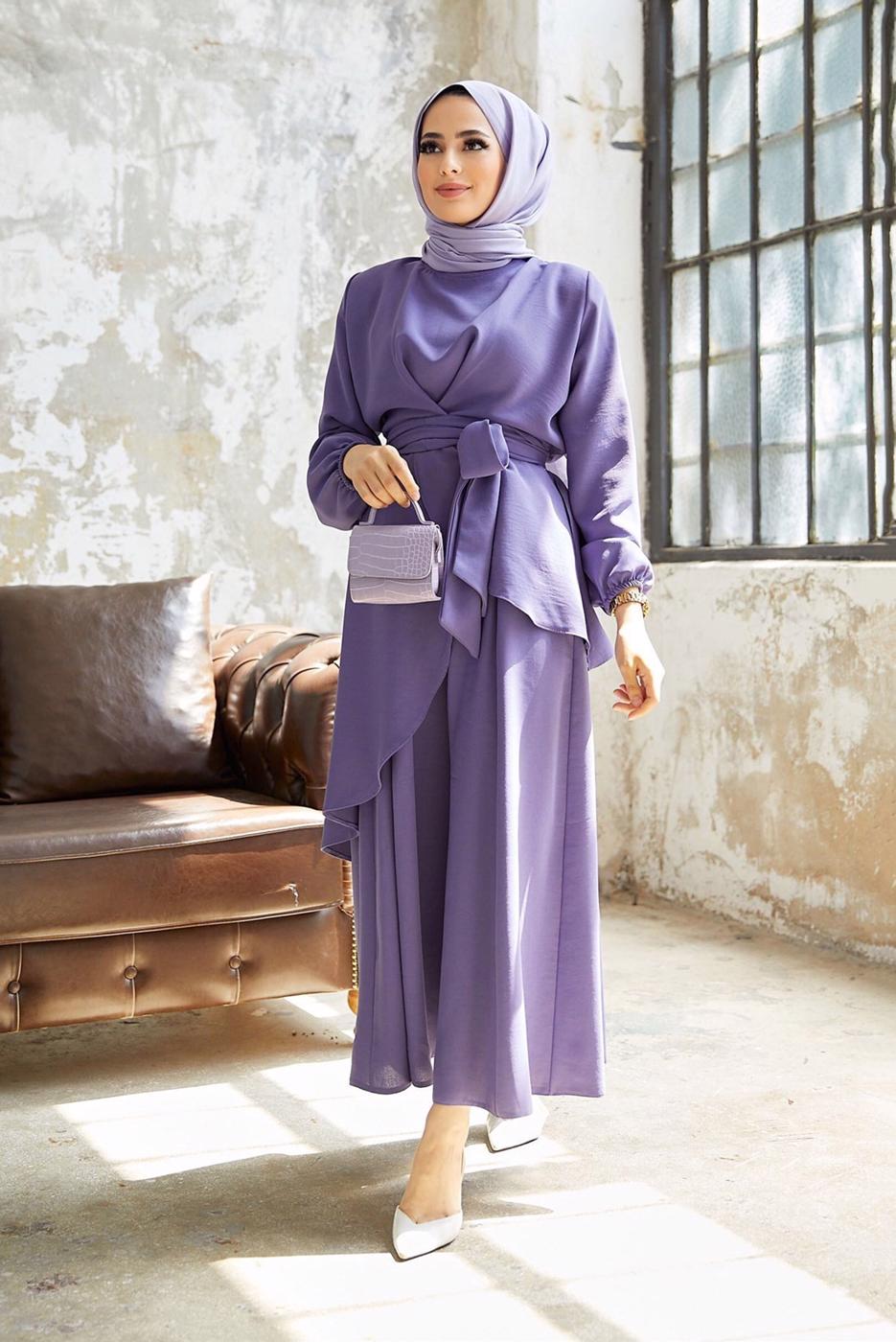 Tesettür giyim MOR ASİMETRİK KESİM KUŞAKLI PANTOLONLU TAKIM  9700  