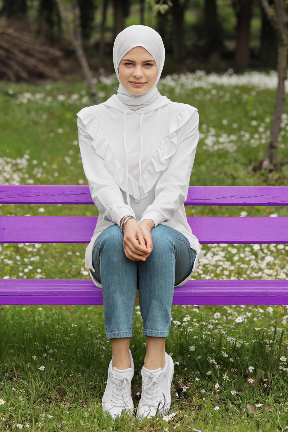 Hijab clothing ECRU RUFFLED HOODED TUNIC 371 