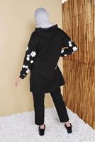 Tesettür giyim SİYAH ÇİÇEK BASKILI KAPÜŞONLU EŞOFMAN TUNİK 0456