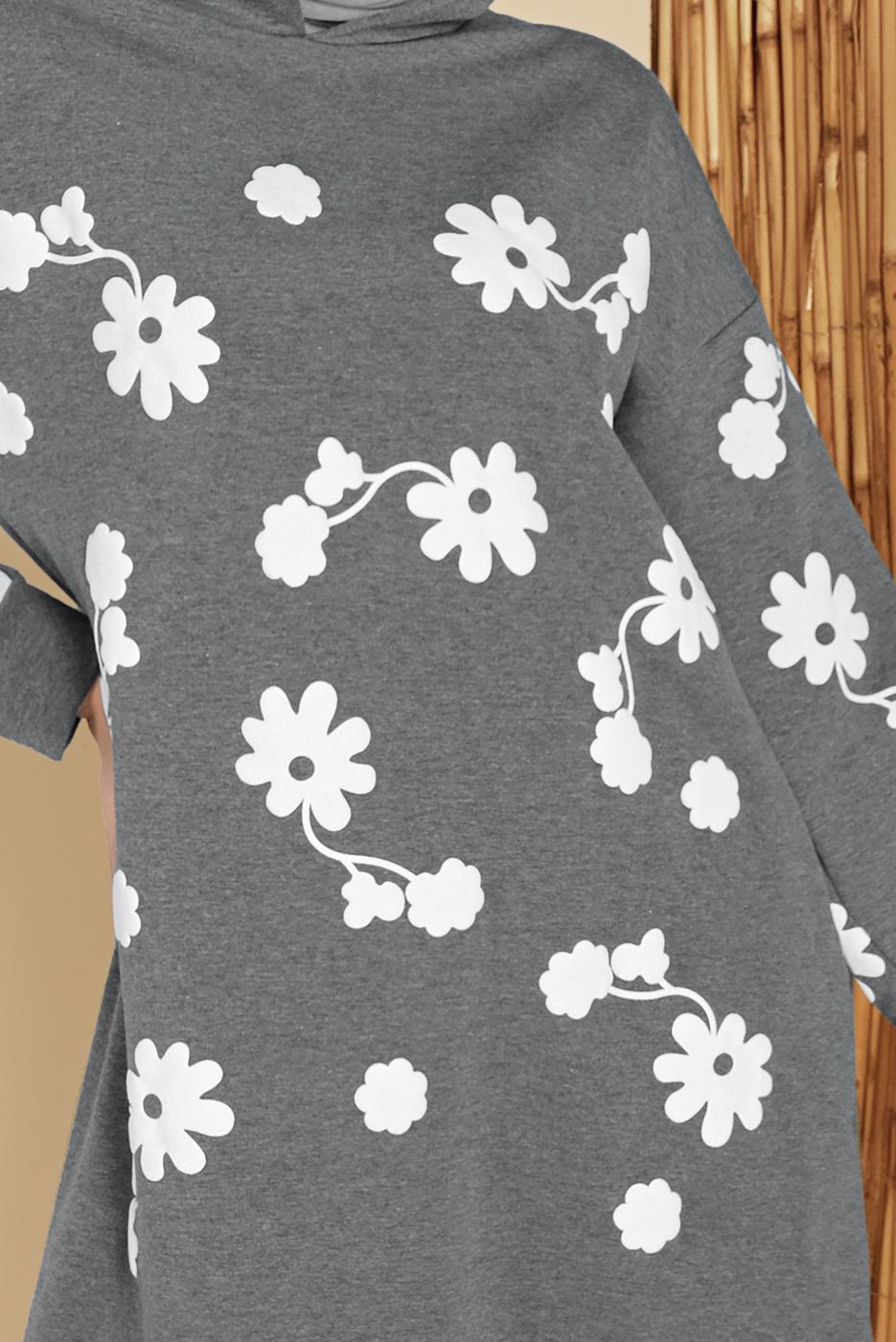 Tesettür giyim GRİ ÇİÇEK BASKILI KAPÜŞONLU EŞOFMAN TUNİK 0456