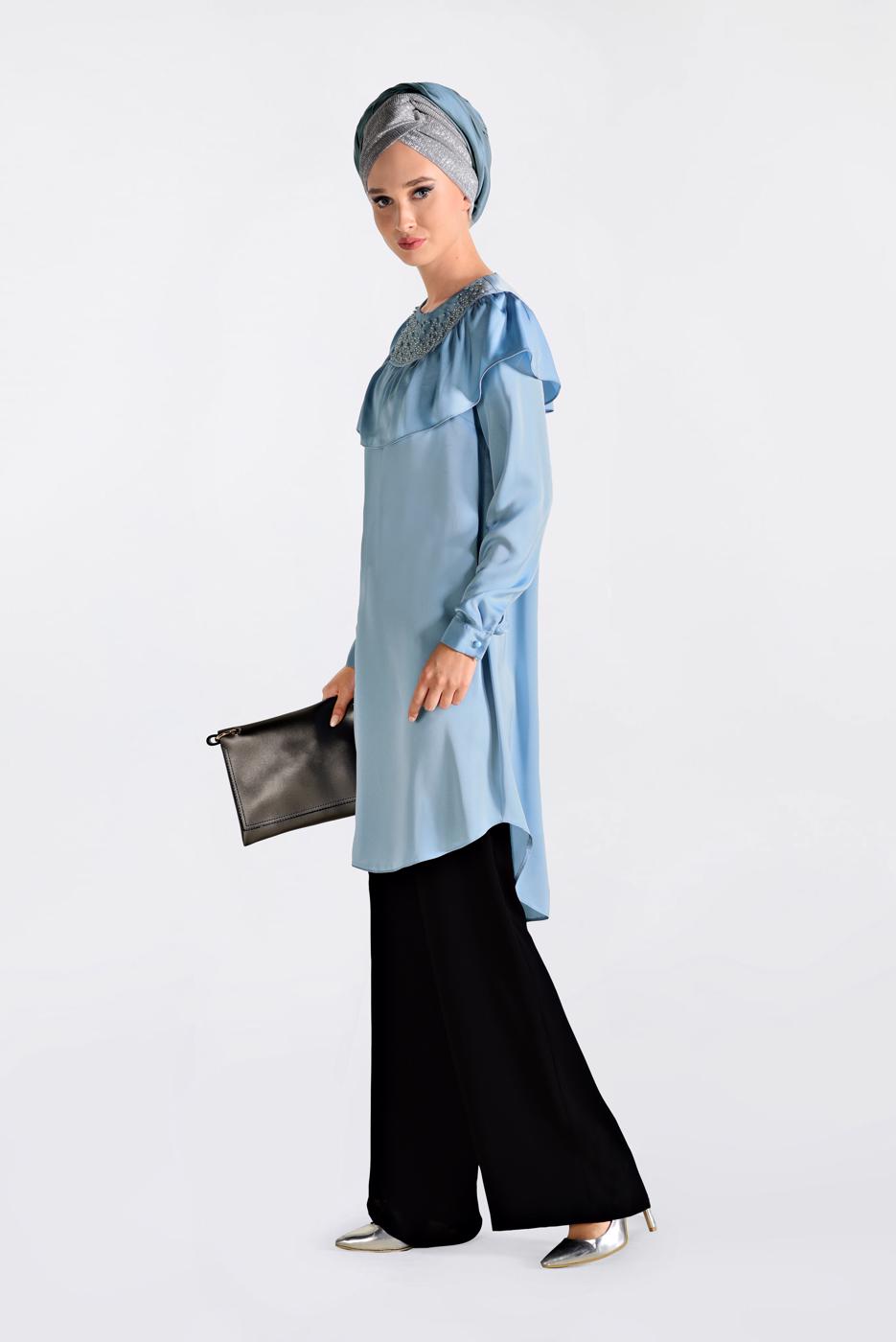Tesettür giyim MAVİ BONCUK DETAYLI VOLANLI TUNİK 4201 