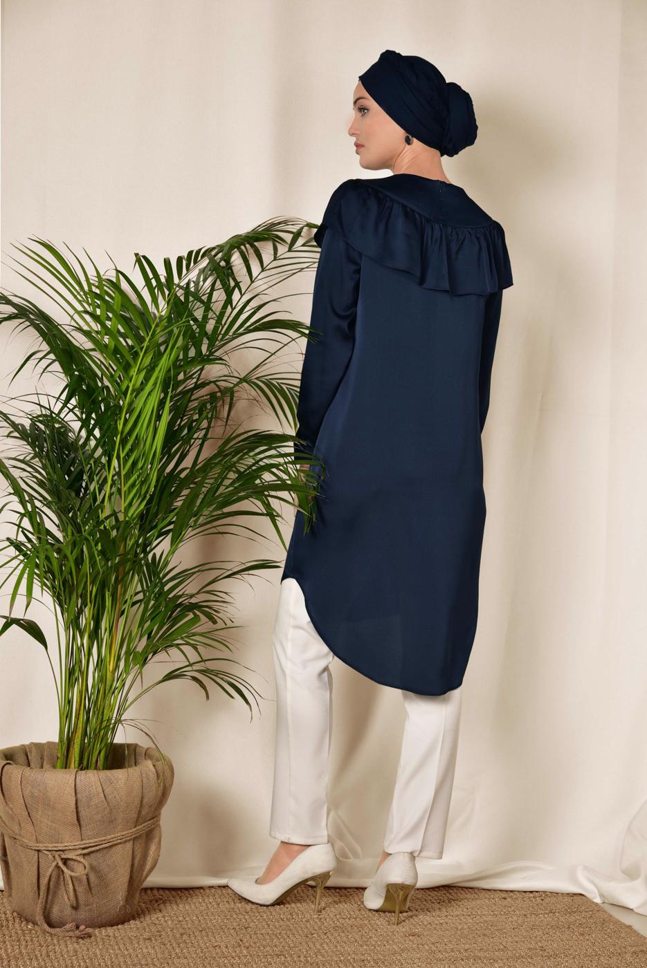 Tesettür giyim LACİVERT BONCUK DETAYLI VOLANLI TUNİK 4201 