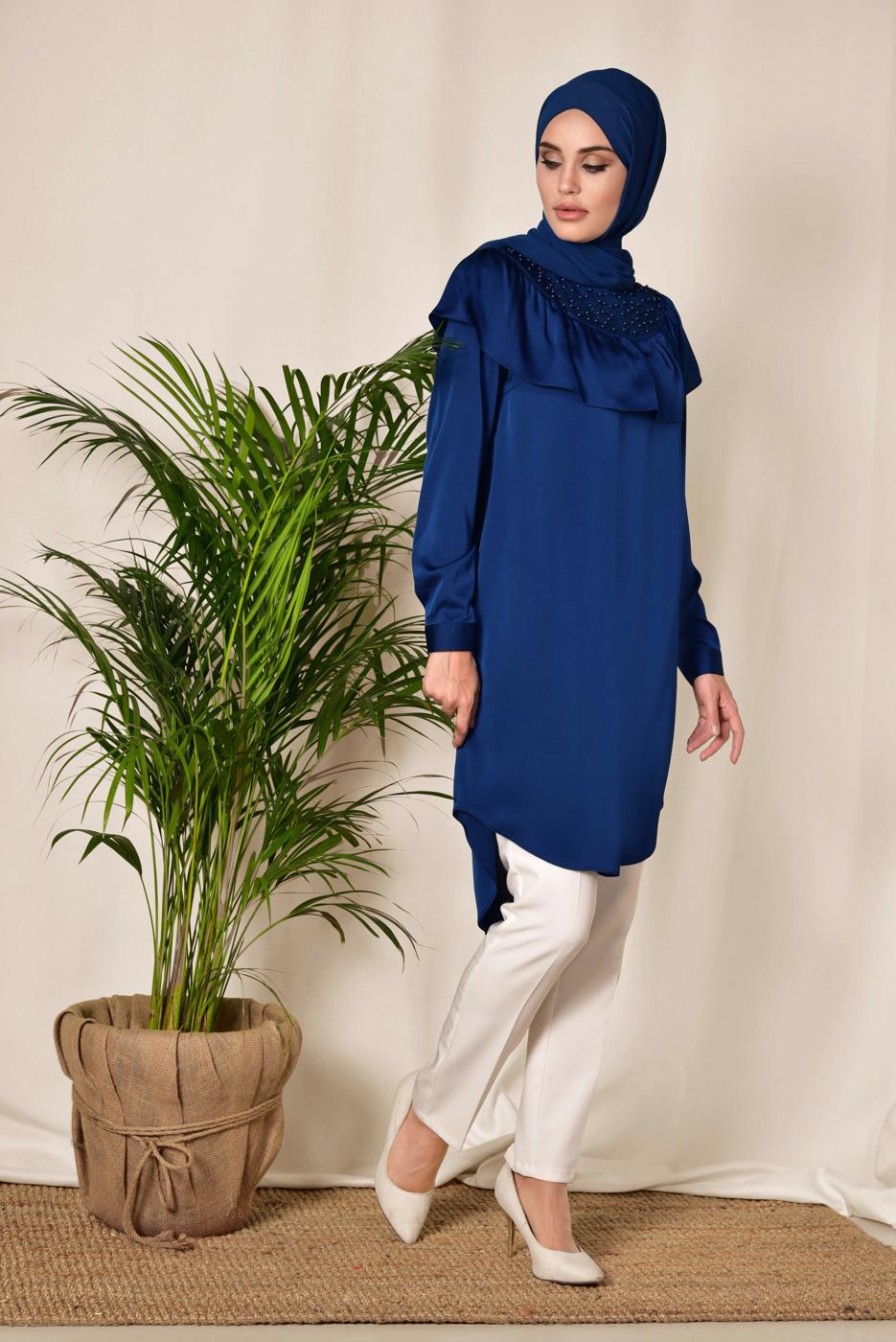 Tesettür giyim LACİVERT BONCUK DETAYLI VOLANLI TUNİK 4201 