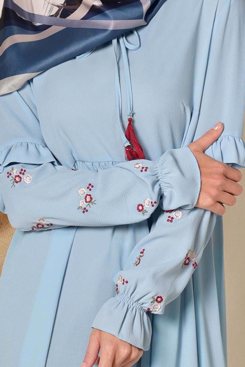 Tesettür giyim MAVİ ALVİNA KOLLARI NAKIŞLI BOL KESİM TUNİK 4274	