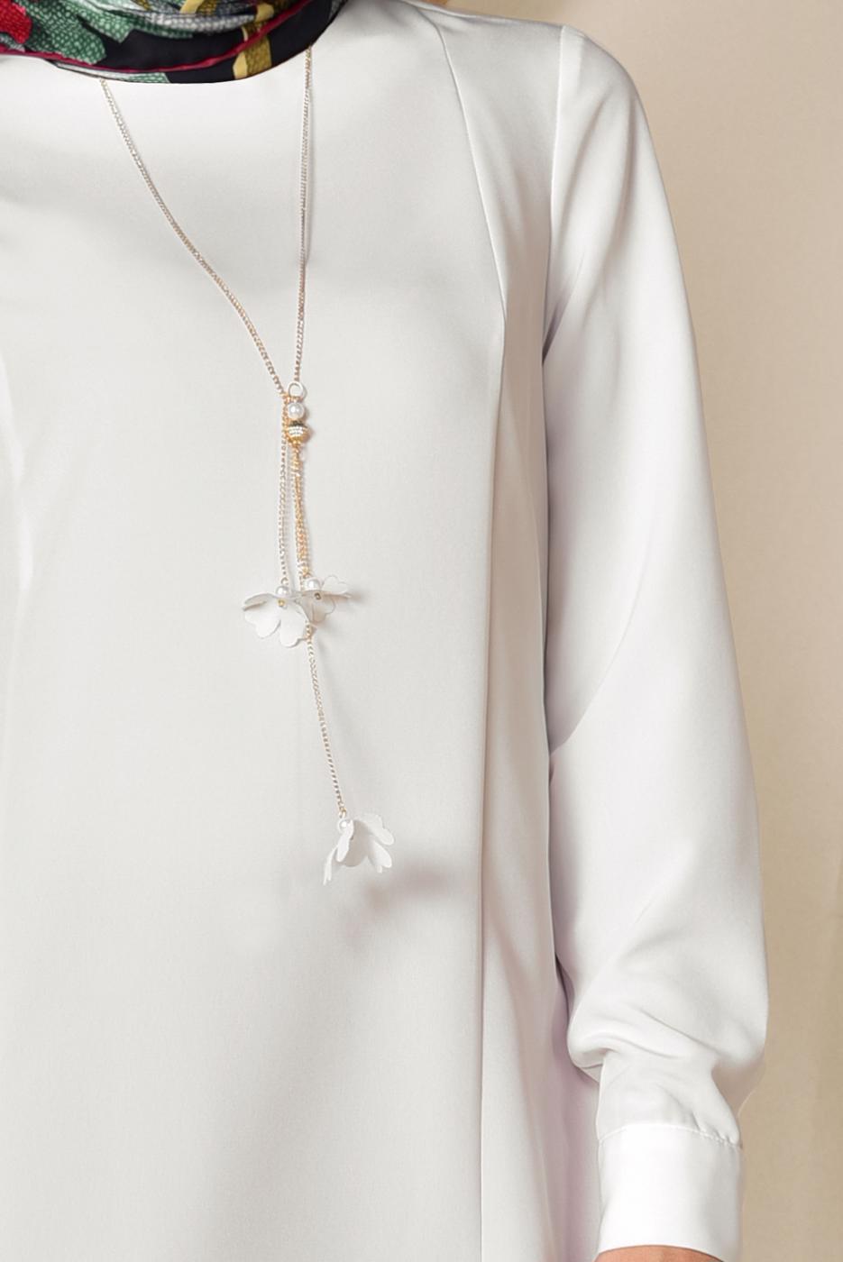 Tesettür giyim KREM ALVİNA ASİMETRİK KESİM KOLYELİ TUNİK T 4862