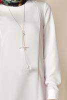 Tesettür giyim KREM ALVİNA ASİMETRİK KESİM KOLYELİ TUNİK T 4862