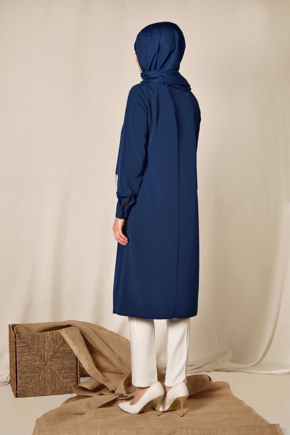 Tesettür giyim LACİVERT ALVİNA ASİMETRİK KESİM KOLYELİ TUNİK T 4862