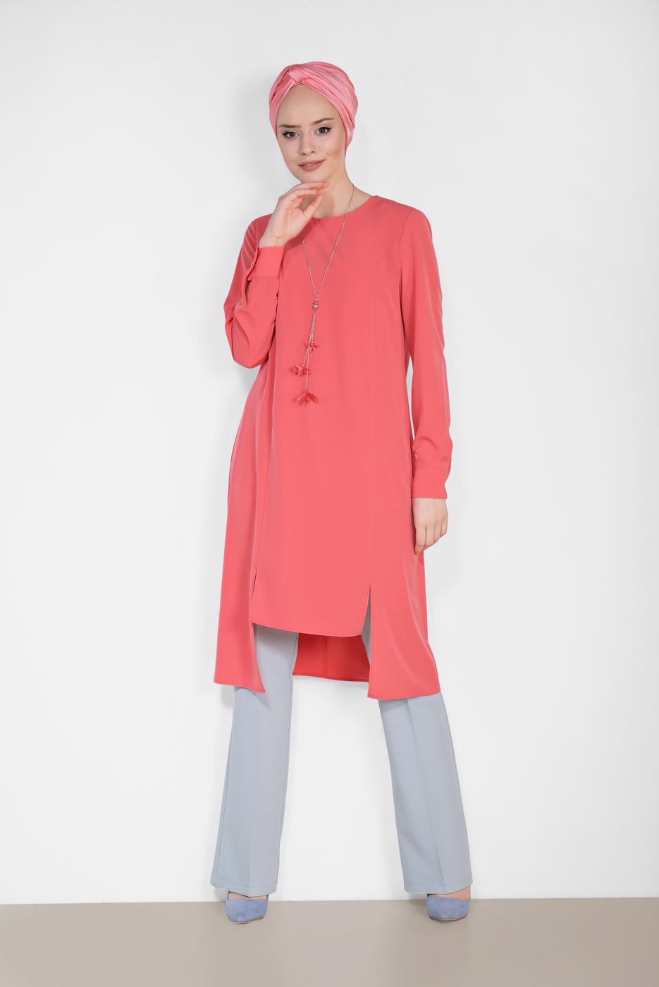 Tesettür giyim TURUNCU ALVİNA ASİMETRİK KESİM KOLYELİ TUNİK T 4862