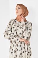 Tesettür giyim BEJ ALVİNA FLORAL DESENLİ VOLANLI TUNİK 4938