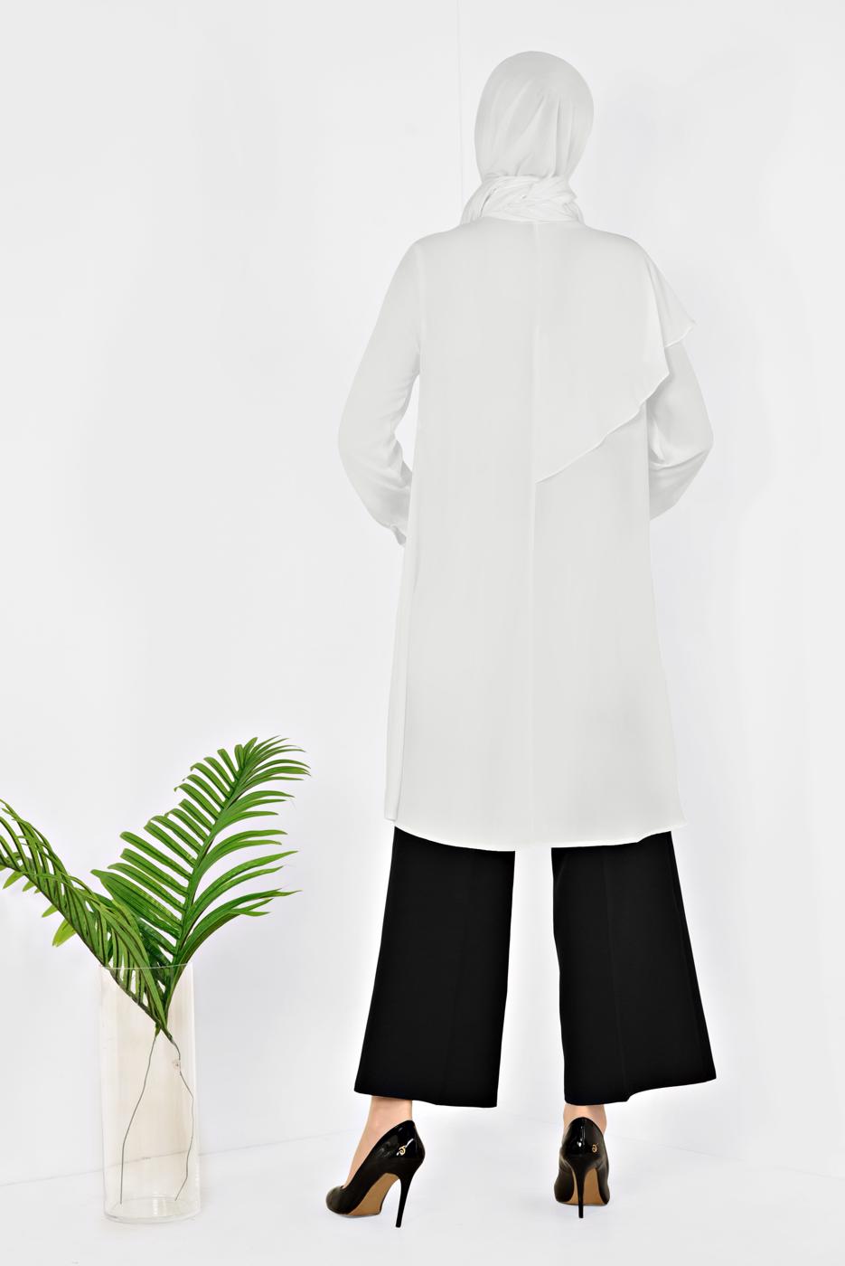 Tesettür giyim KREM ALVİNA YAKASI BROŞLU VOLAN DETAYLI TUNİK 4939