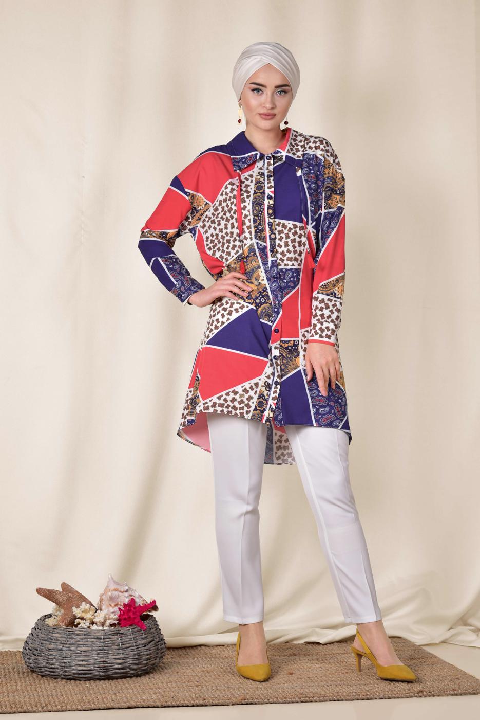 Tesettür giyim LACİVERT  ALVİNA RENKLİ DESENLİ ÖNDEN DÜĞMELİ TUNİK 4983