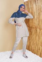 Tesettür giyim BEJ BELDEN BÜZGÜLÜ DENİM DETAYLI TRENÇKOT 261