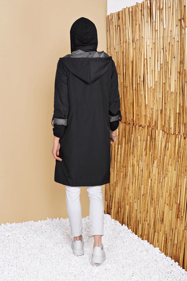 Tesettür giyim  BEL KISMI BÜZGÜLÜ KAPÜŞONLU TRENÇKOT 651 - TRENDTESETTÜR