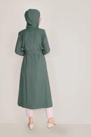 Tesettür giyim YEŞİL ALVİNA KUŞAKLI KAPÜŞONLU TRENÇKOT 10174