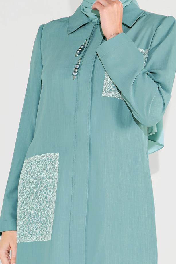 Vêtements hijab VERT TRENCH À CAPUCHE BRODÉ 10194 - TRENDTESETTÜR