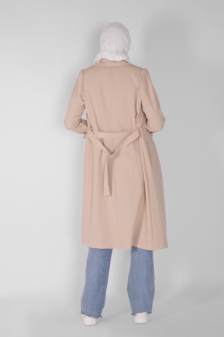 Tesettür giyim BEJ ALVİNA KRUVAZE DÜĞMELİ TRENÇKOT 10210