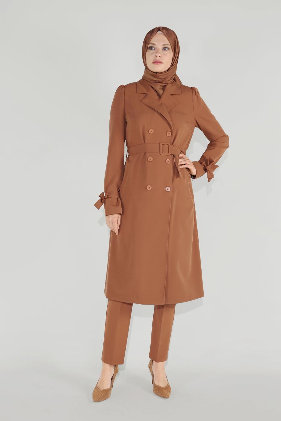 Tesettür giyim TABA ALVİNA KRUVAZE DÜĞMELİ TRENÇKOT 10210