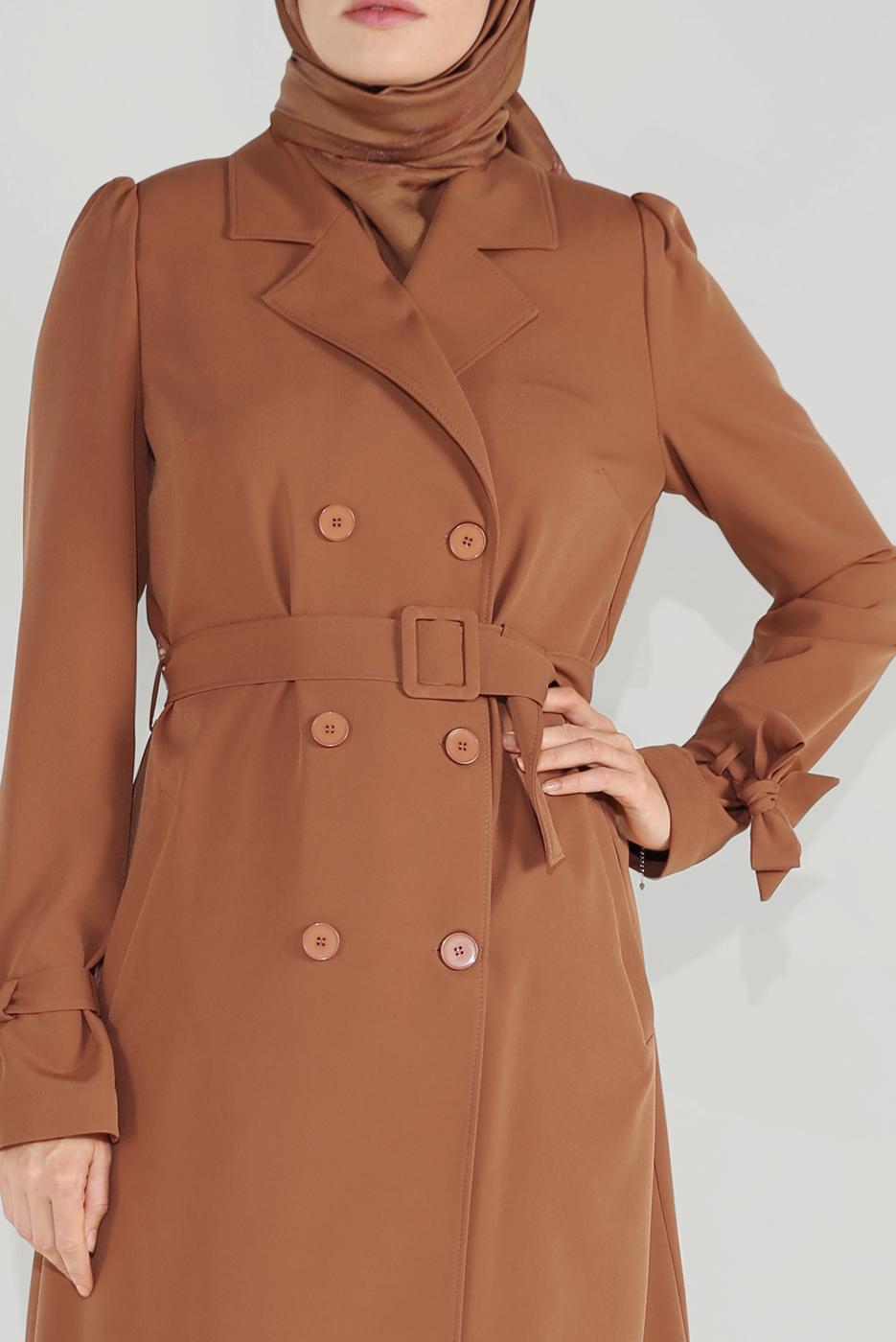 Tesettür giyim TABA ALVİNA KRUVAZE DÜĞMELİ TRENÇKOT 10210