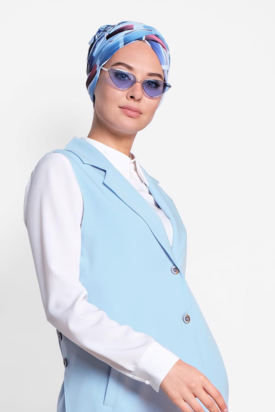 Tesettür giyim MAVİ  ALVİNA YANDAN YIRTMAÇLI ÖNDEN DÜĞMELİ YELEK 4185