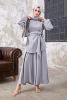 Tesettür giyim GRİ MANŞETLERİ LASTİKLİ BELİ KUŞAKLI PANTOLONLU TAKIM 9210