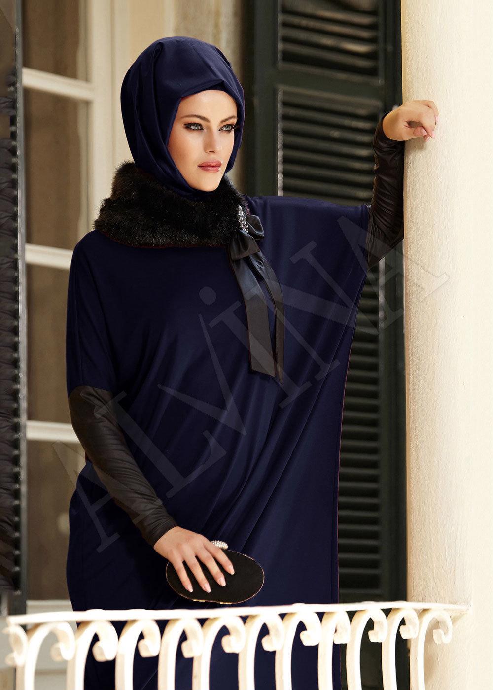 Tesettür giyim LACİVERT ALVİNA DERİ DETAYLI KÜRKLÜ ELBİSE 4389 