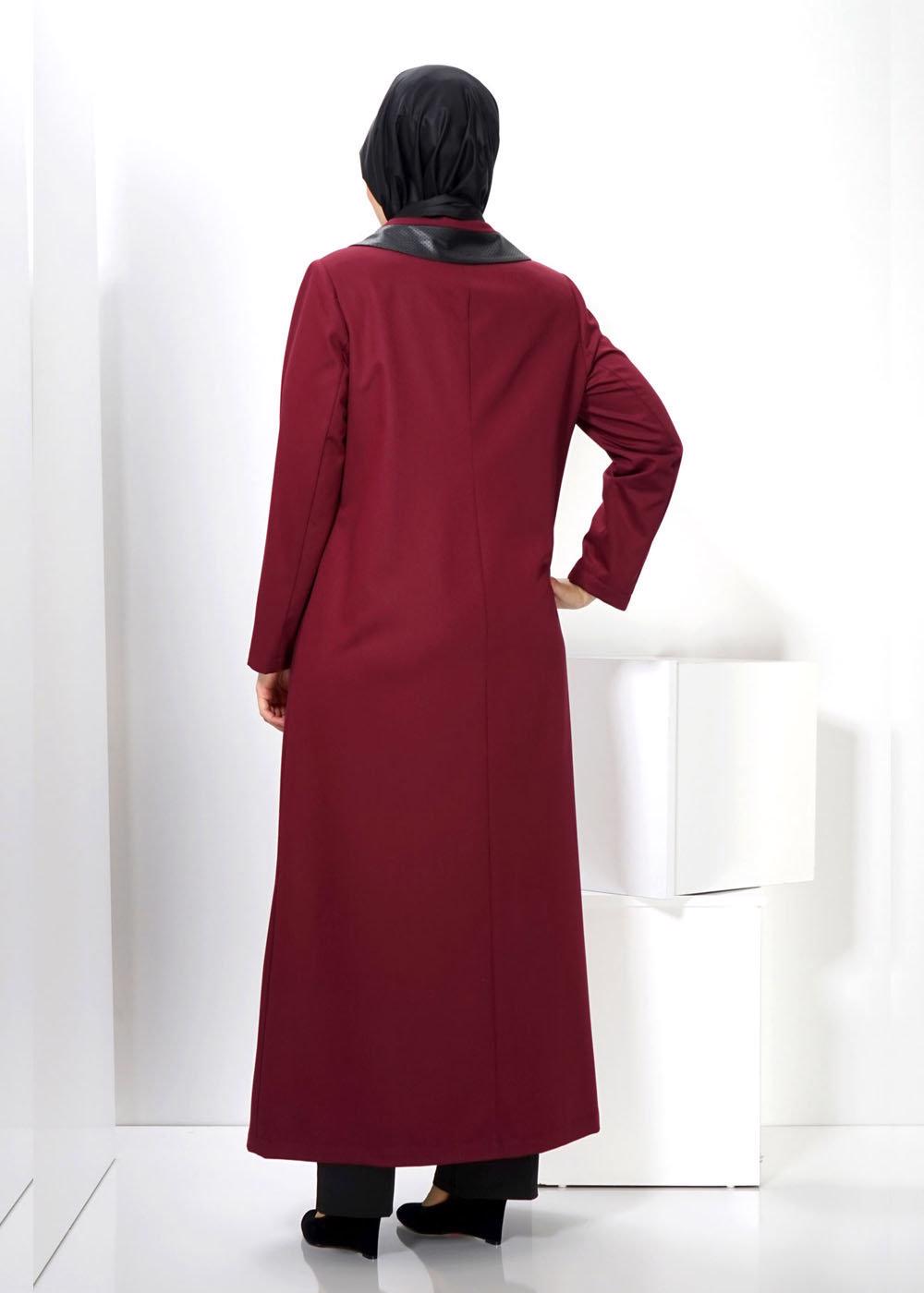 Tesettür giyim BORDO ALVİNA  DERİ DETAYLI DÜĞMELİ PARDESÜ 1415 