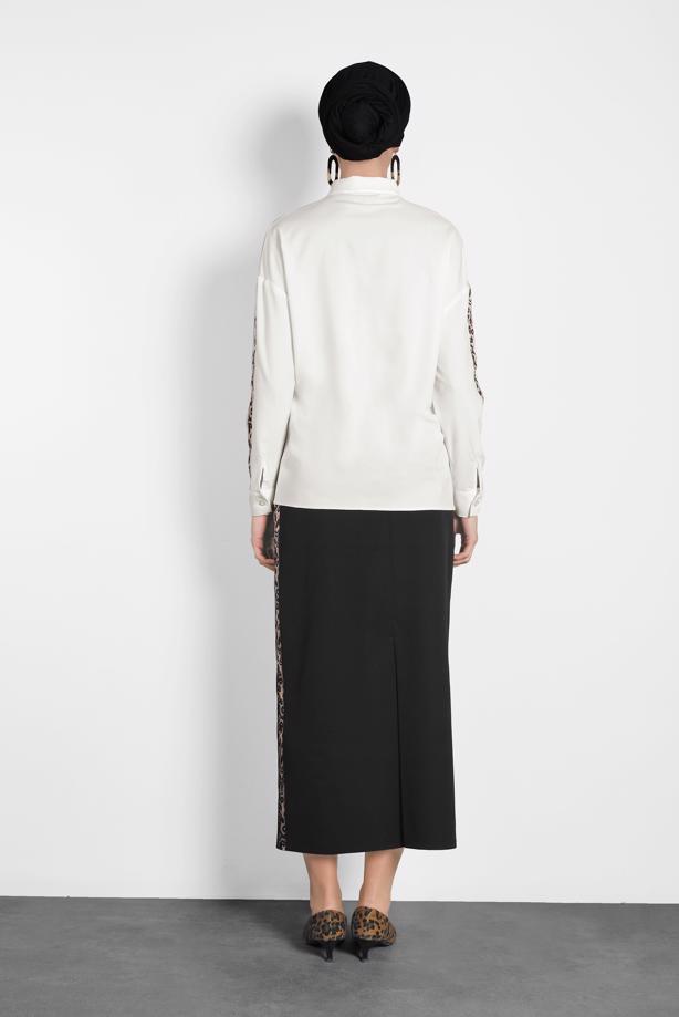 Hijab clothing CREAM ALVİNA LEOPARD PATTERN DETAIL BUTTONED BLOUSE 40288  - TRENDTESETTÜR