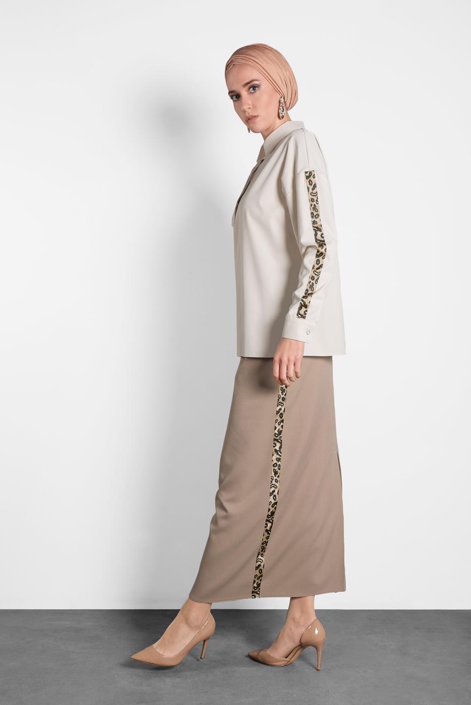 Hijab clothing BEIGE ALVİNA LEOPARD PATTERN DETAIL BUTTONED BLOUSE 40288 