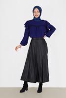 Tesettür giyim LACİVERT KOLLARI VOLANLI GÜPÜR DETAYLI BLUZ 40332 