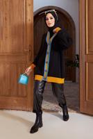 Tesettür giyim SİYAH RENKLİ DÜĞMELİ HIRKA 4742 