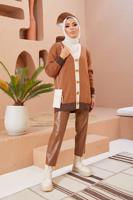 Tesettür giyim KAHVE RENK BLOKLU DÜĞMELİ HIRKA 5742 