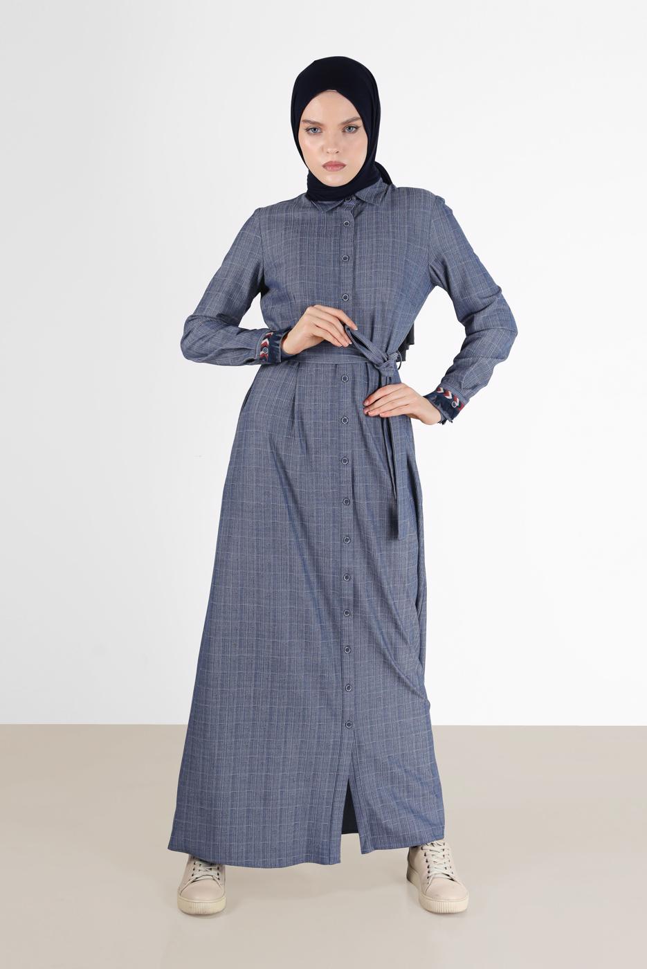 Vêtements hijab BLEU MARINE ROBE BOUTONNÉE AVEC CEINTURE ALVİNA 40214