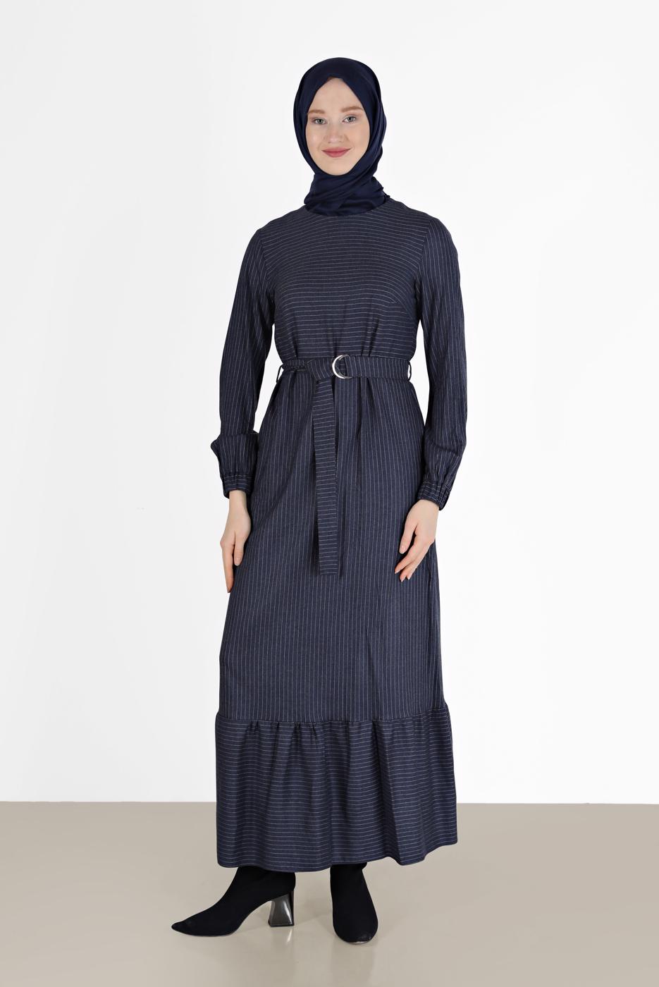 Vêtements hijab BLEU MARINE ROBE À RAYURES AVEC CEINTURE 40271