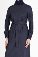 Vêtements hijab BLEU MARINE ROBE À RAYURES AVEC CEINTURE 40271