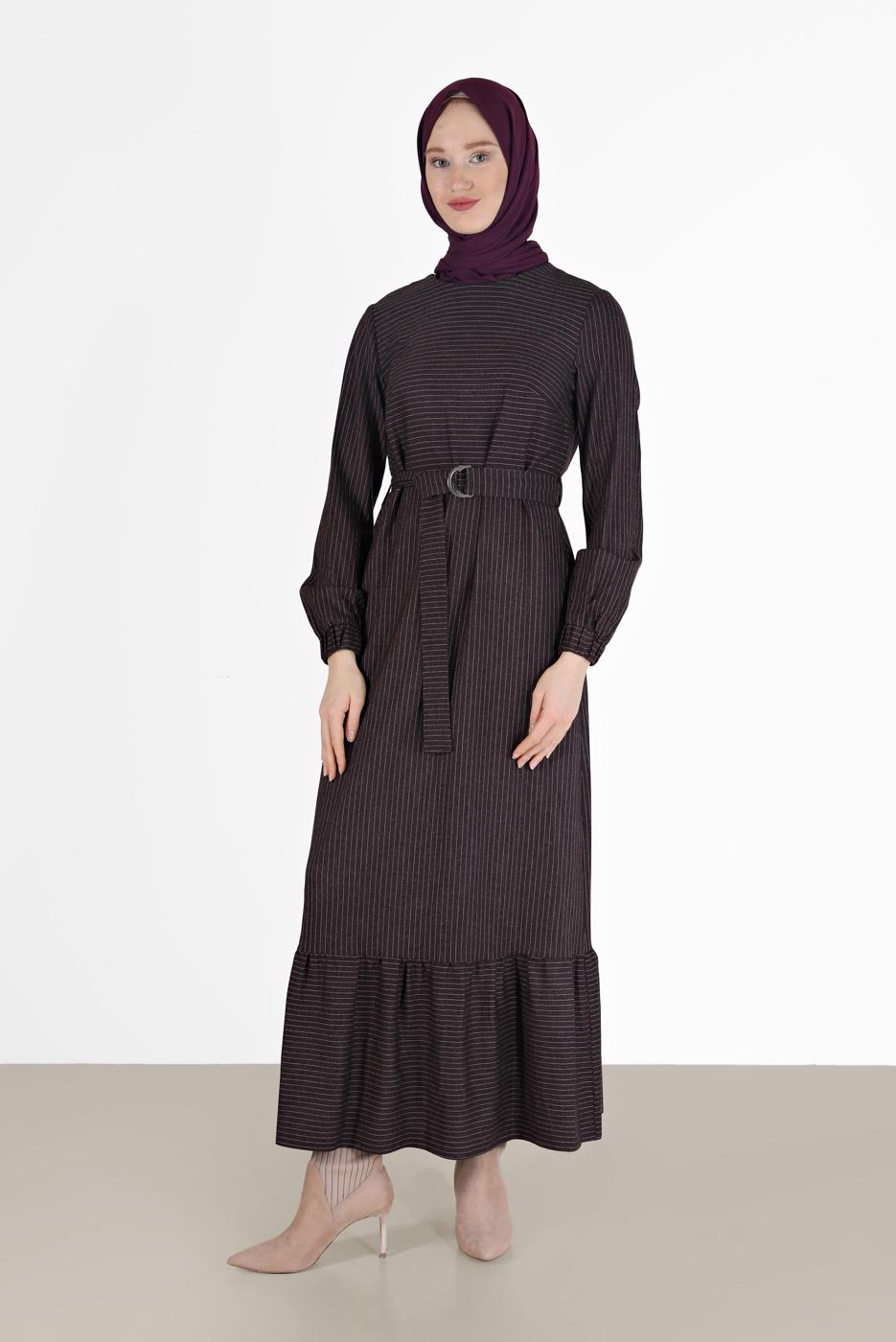 Vêtements hijab PRUNE ROBE À RAYURES AVEC CEINTURE 40271