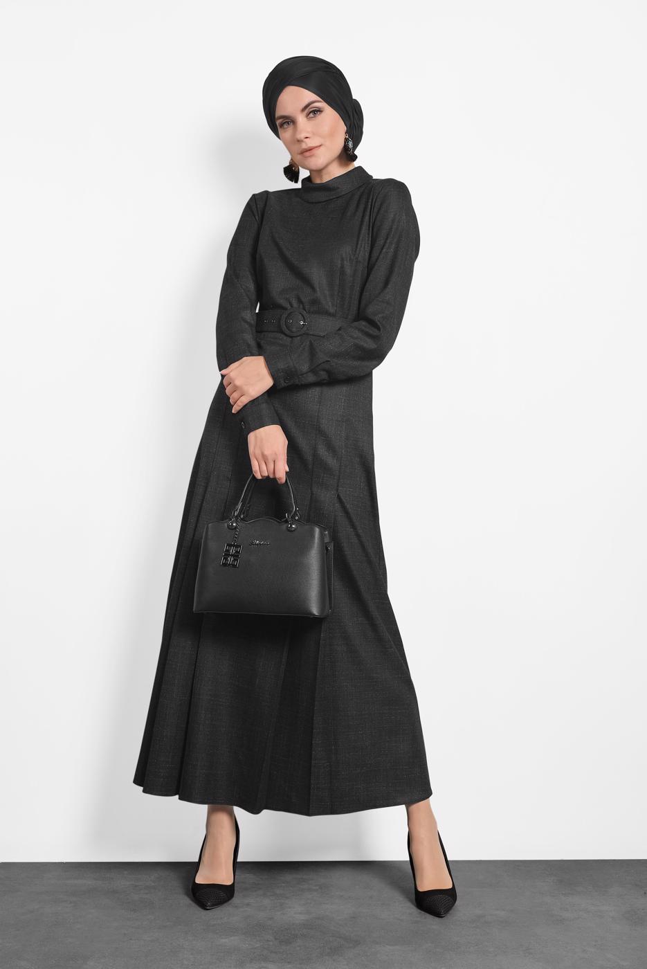 Tesettür giyim SİYAH ALVİNA KEMERLİ BALIKÇI YAKA ELBİSE 40289 