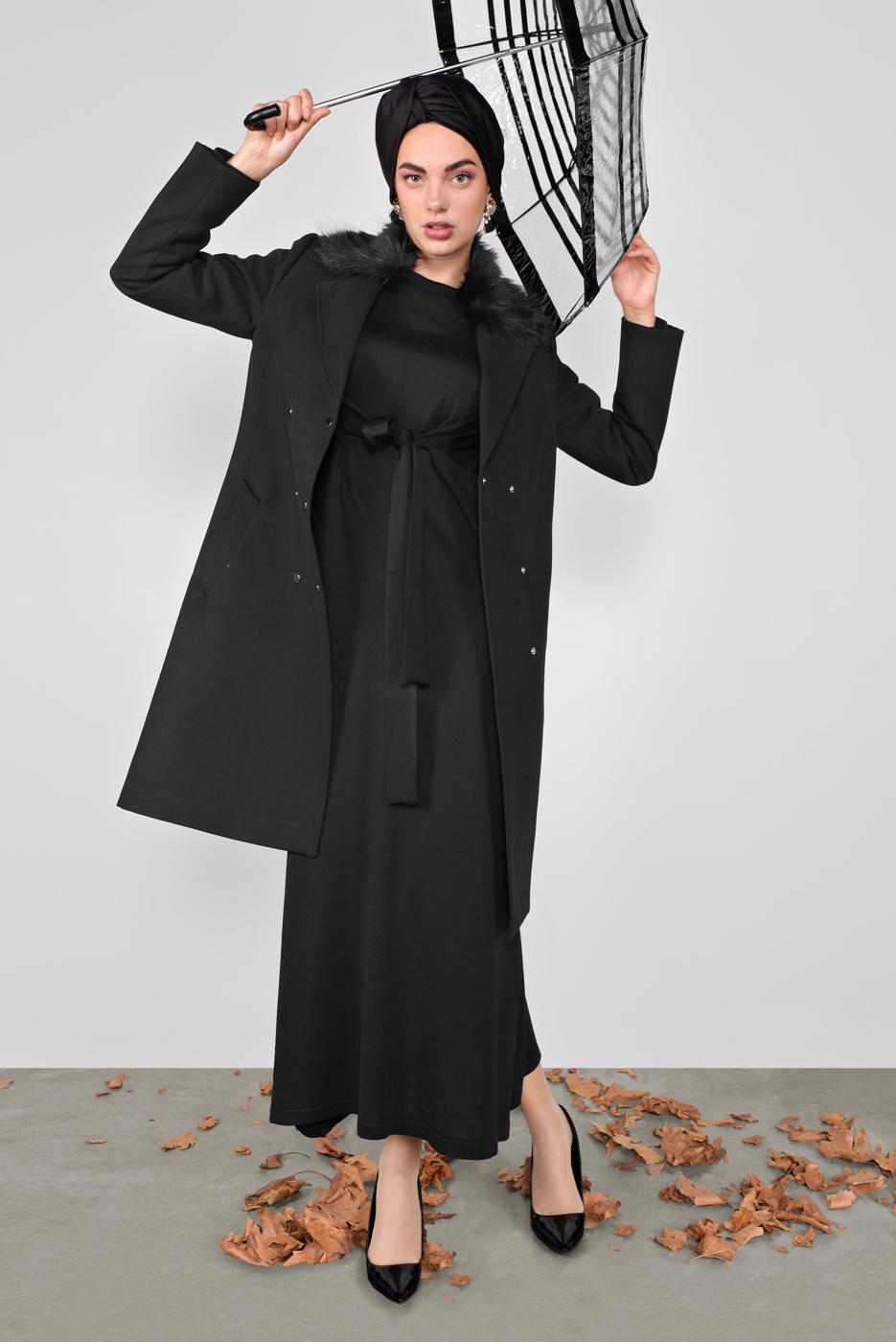 Tesettür giyim SİYAH ÖNÜ BAĞLAMA DETAYLI TRİKO ELBİSE 41029 